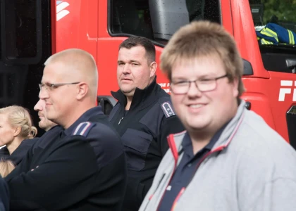 Feuerwehr Norderbrarup erhält Mehrzweckfahrzeug – Bild 13