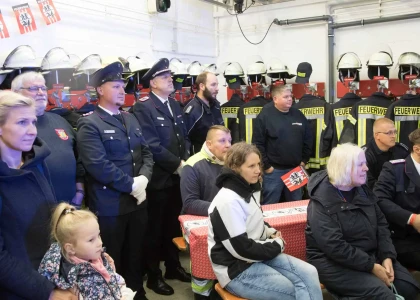 Feuerwehr Norderbrarup erhält Mehrzweckfahrzeug – Bild 28