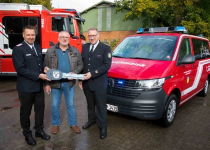 Feuerwehr Norderbrarup erhält Mehrzweckfahrzeug – Bild 46